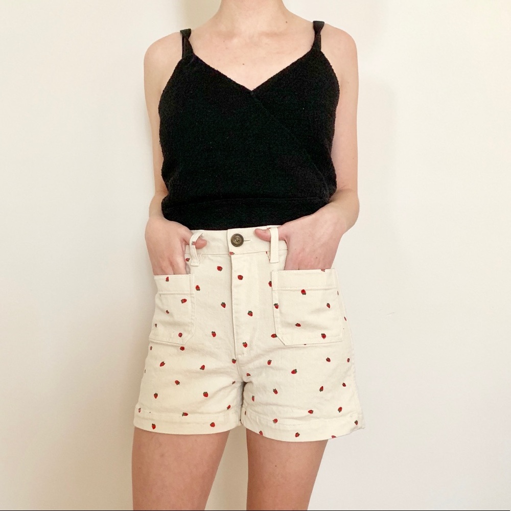 Madewell High Waisted Shorts in Fresh Strawberry